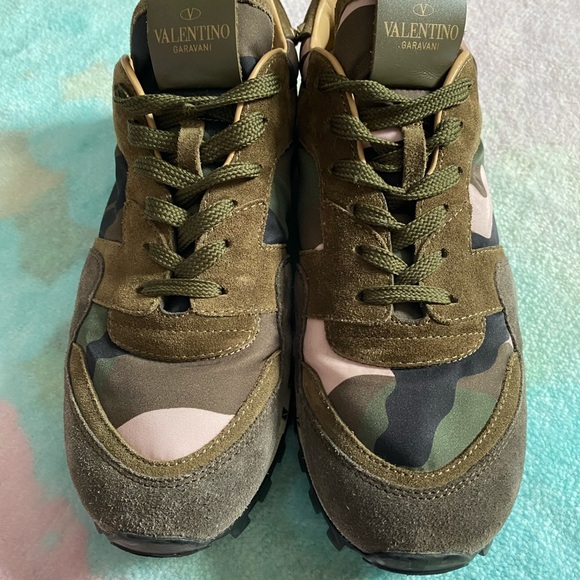 VALENTINO ROCKSTUD SNEAKER 41 - Picture 2 of 3